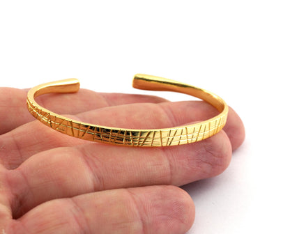 Textured Bracelet , Bracelet Base Raw Brass, Antique Silver, Shiny Silver, Shiny Gold Plated Solid Brass (60mm size - Adjustable ) 5574