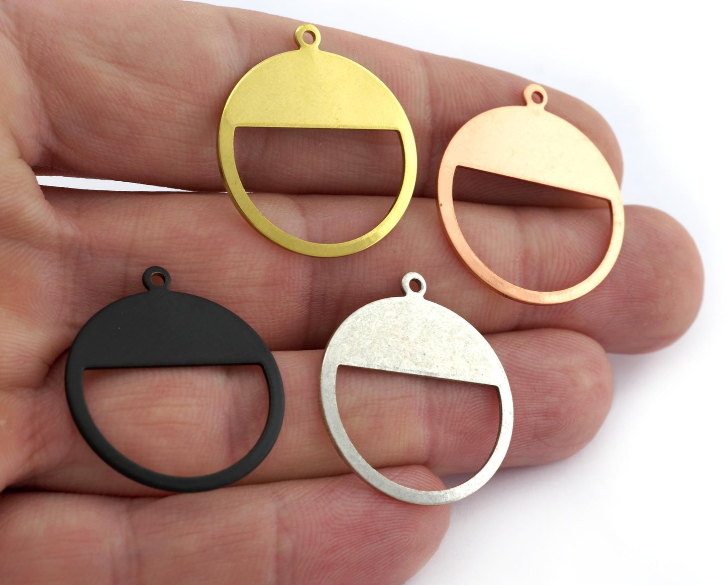 Round Charms Raw Brass, Raw Copper, Antique Silver, Black Painted 28x25mm (0.8mm thickness) pendant, findings OZ3676-175