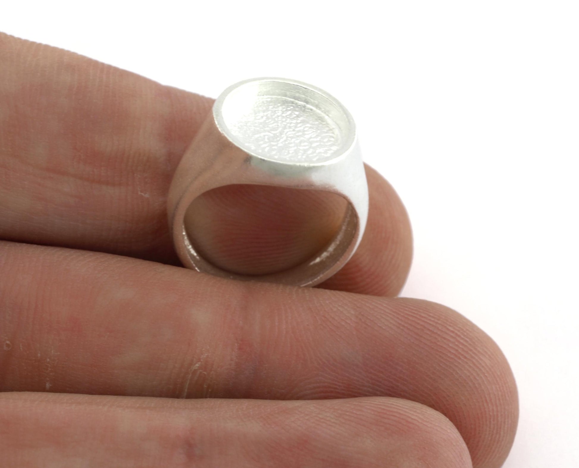 Signet Setting Ring 12mm Shiny Silver blank size Cabochon mounting or resin 6.5US - 7.5US with 2180-4984 not adjustable