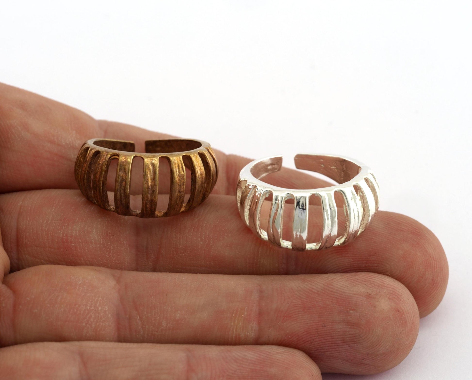 Cage ring, Pumpkin Ring Adjustable Raw Brass , Antique Silver, Shiny Silver, Shiny Gold Plate Options (18mm 8US inner size) 5591