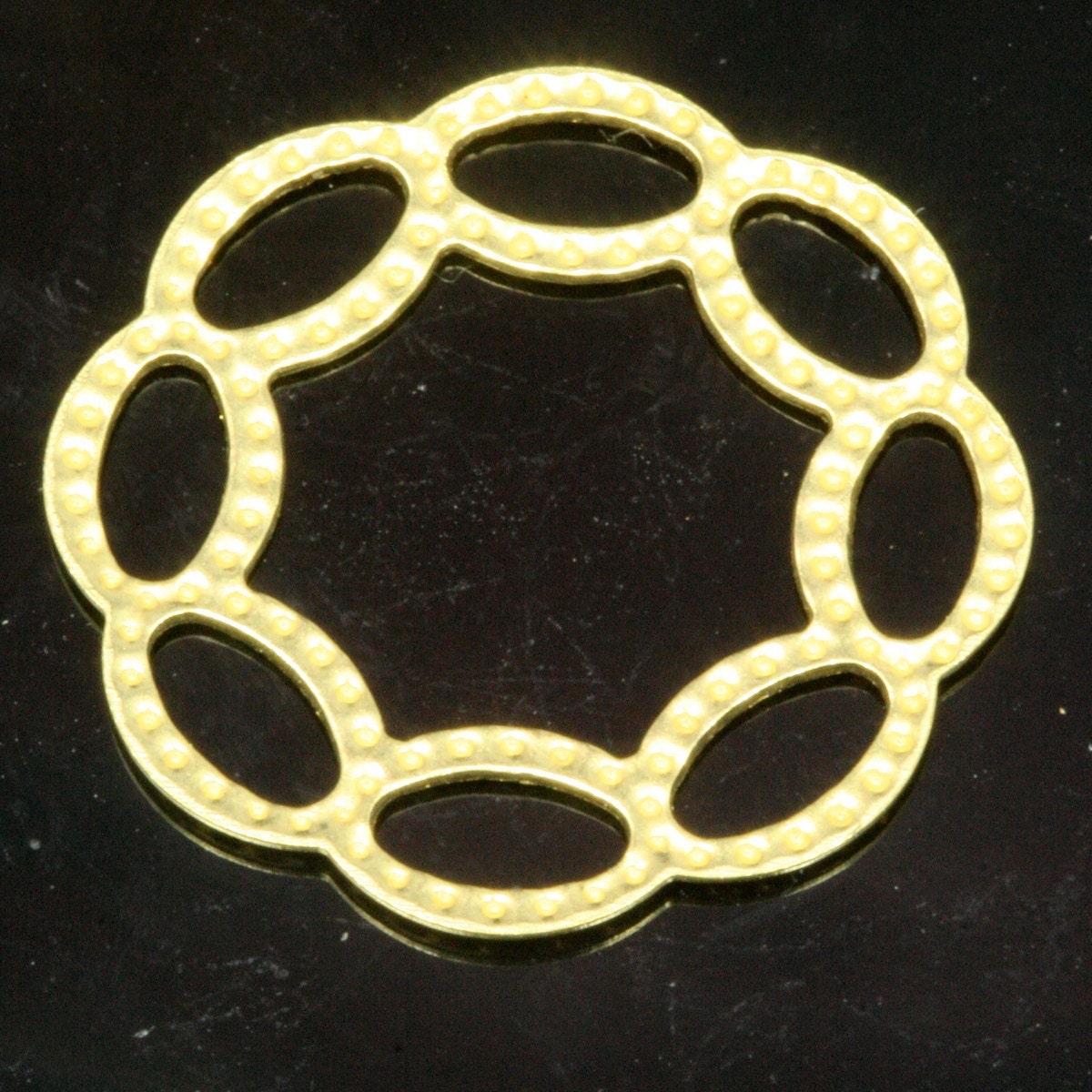 75 pcs 21mm raw brass textured circle, raw brass charms ,raw brass connector, raw brass findings 462R-38