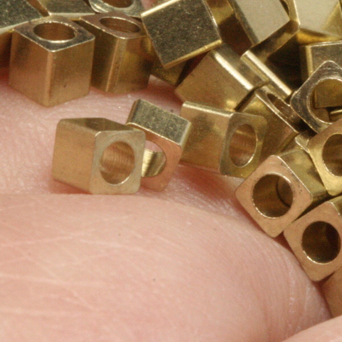 raw brass square cube 50 pcs 3x3mm 1/8"x1/8" bab2 909R tmlp