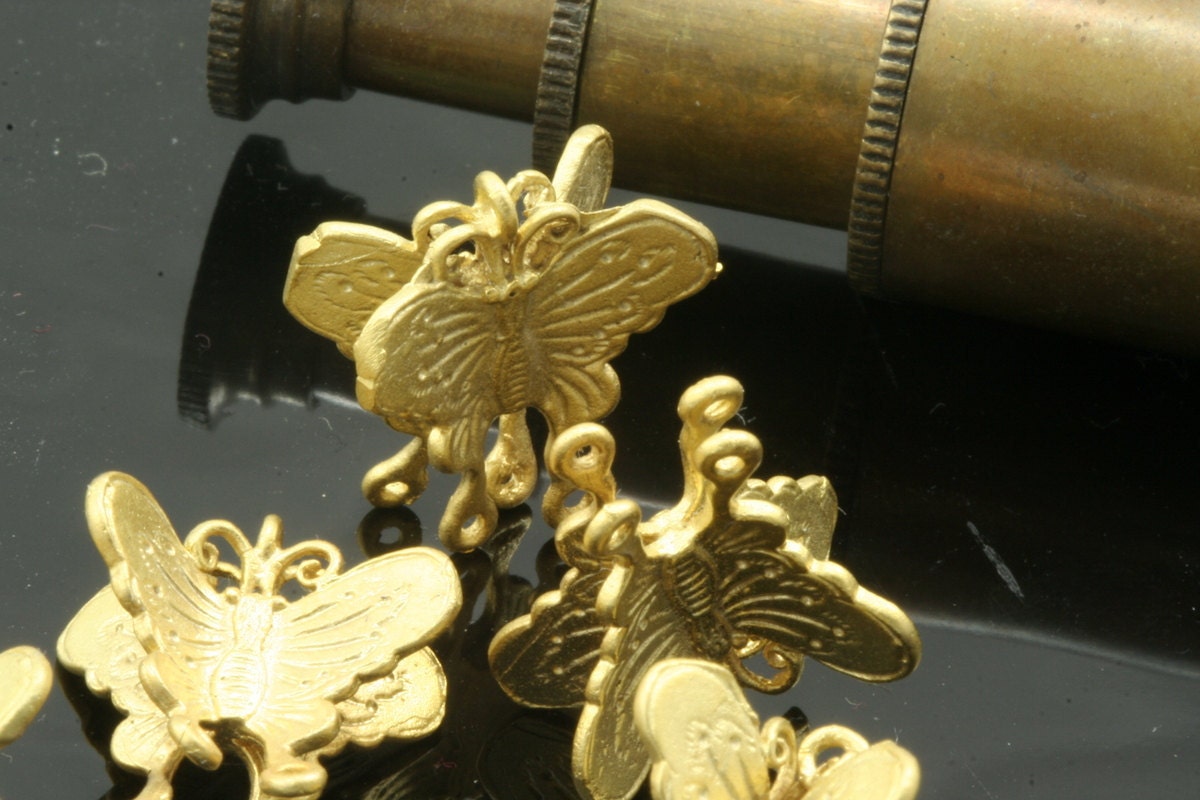 4 pcs 17mm gold plated brass butterfly fairy finding charm pendant connector 768