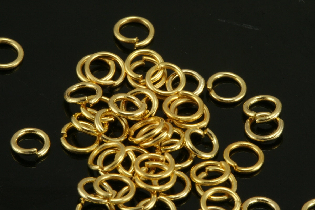 Open jump ring gold plated brass jumpring 4mm 0,7mm 21 gauge findings 1155