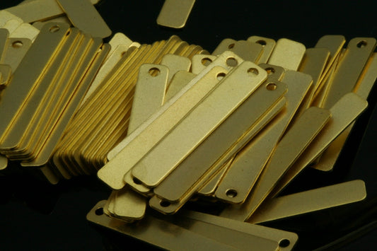 Rectangle shape pendant 20 pcs 25x4 mm gold plated brass gold plated brass 582
