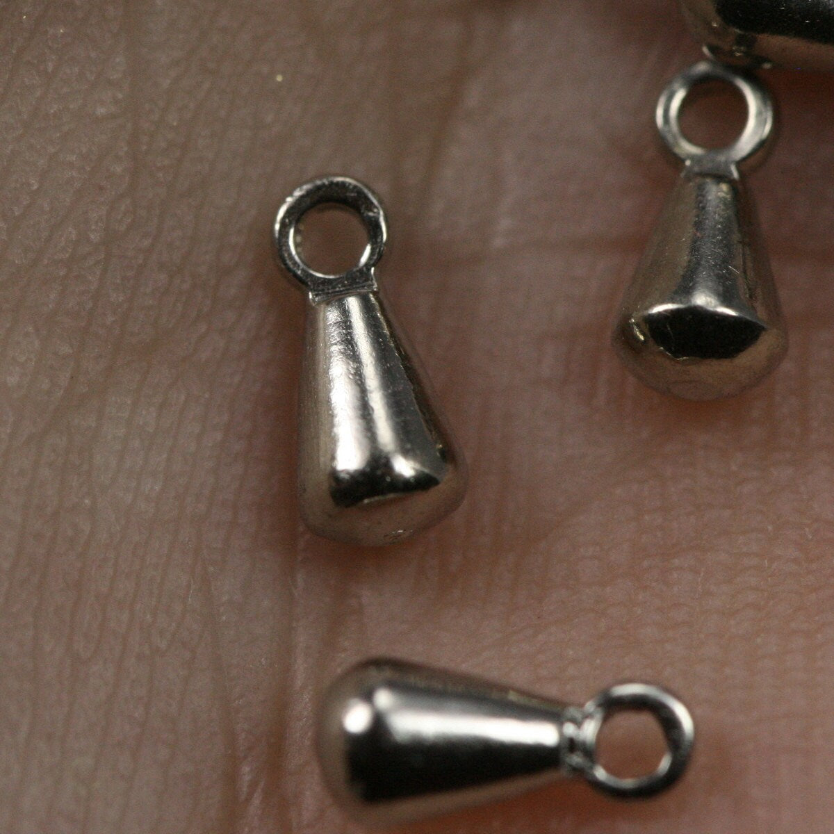 Drop shape charms, nickel plated brass ,7.7mm one loop ,findings OZN831-33 tmlp