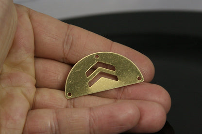 Raw chevron brass semi circle blanks 40x20x0.8mm half moon shape pendant (2mm 0,08" 12 gauge hole) SCS 1059R