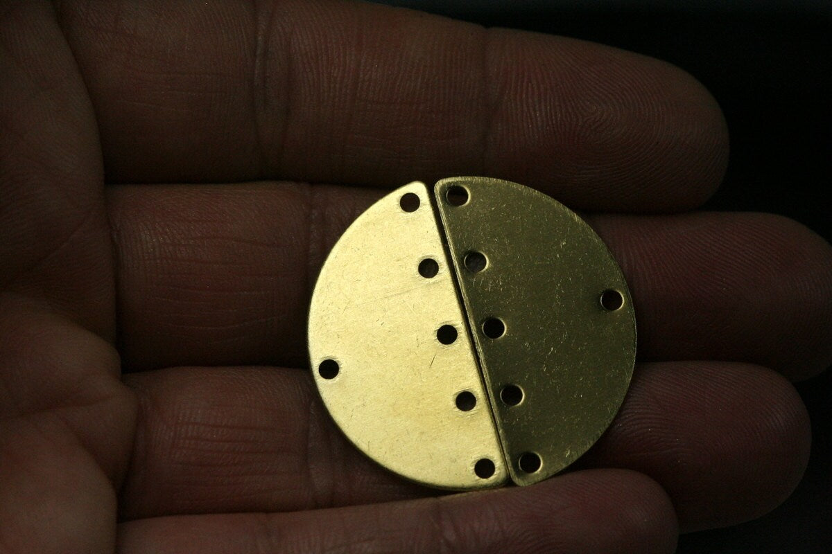 25x12.5x0.8mm raw brass semi circle blanks half moon shape pendant (2mm 0,08" 12 gauge hole) SCS 1077R