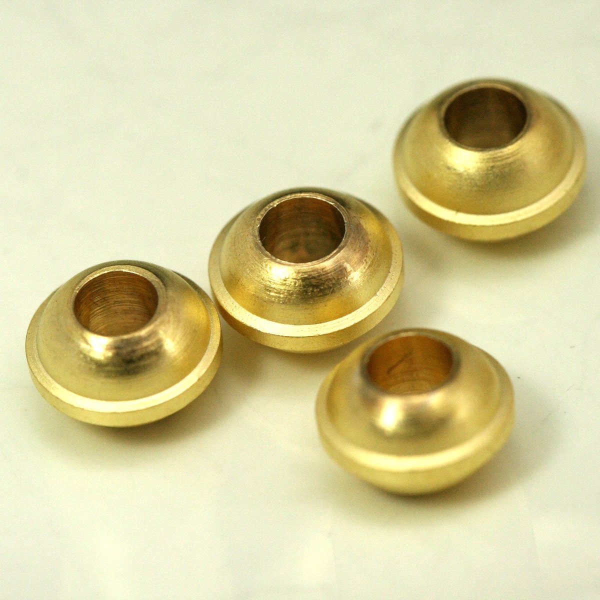 8 pcs 8x5.2mm ( 3.5mm hole) gold plated brass beads bab3.5 665G