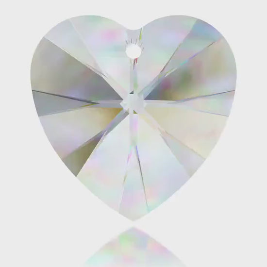 Xilion Heart Pendant 6228 Swarovski® Olivine (228) 14.4x14mm