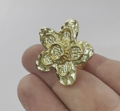 Daisy Flower Ring , Adjustable , Round Blank Bezel Setting - Shiny Gold Plated Brass (6mm Blank ) 5351