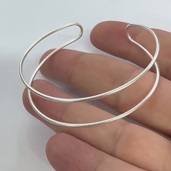 Wire Bracelet, Shiny silver plated brass  S418