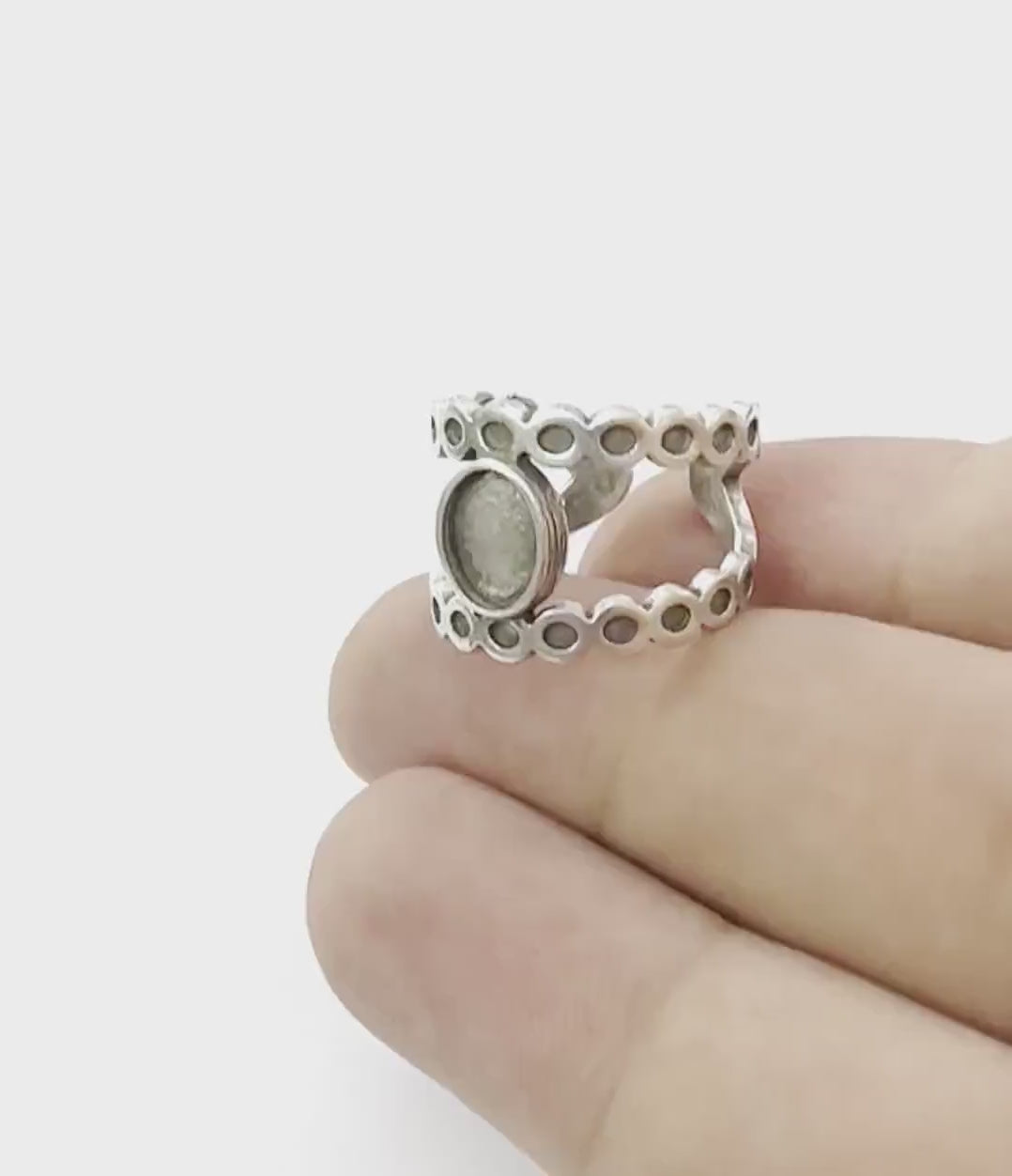 Oval Blank Band Ring , Bezel Setting Blank Raw Brass,Antique Silver Shiny silver, Shiny gold plated Brass (6x8mm Blank ) 5423