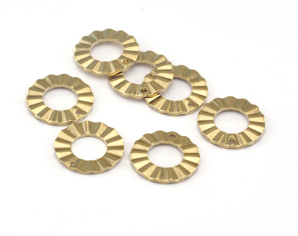 Ruffle Wavy Round Charms raw brass 17.5mm charms , findings earring oz2900-150