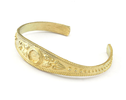 Textured Bracelet Raw Brass (58mm inner size - Adjustable ) OZ3164