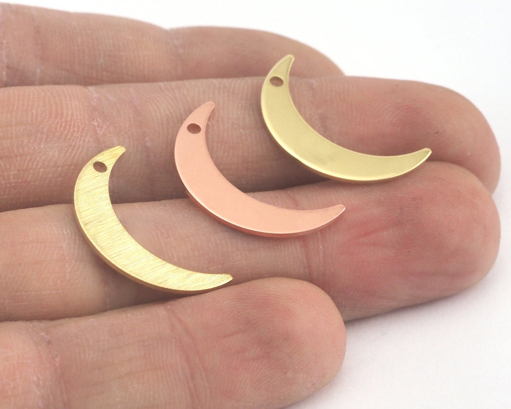 Brushed Crescent raw brass copper  22mm (0.8mm thickness) 1 hole  charms findings 3603