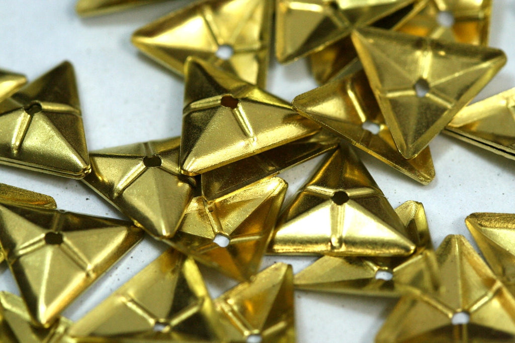 100 Pcs Raw Brass 15x13mm Triangle tag Charms with midle hole  ,Findings 501R-42
