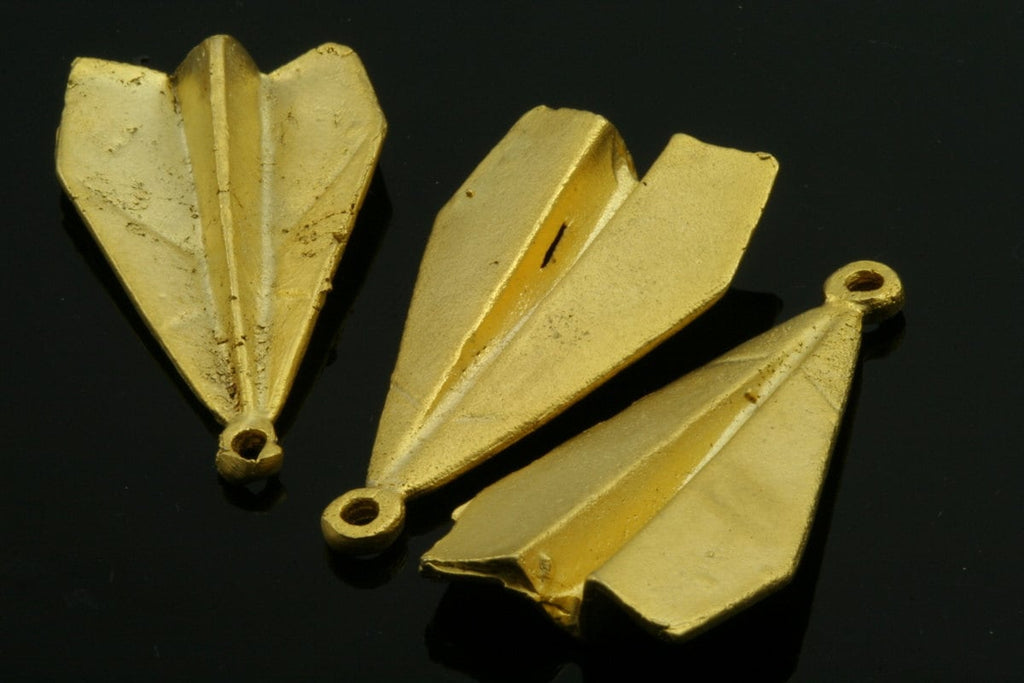 2 pcs Gold plated Brass paper plane Pendant 32mm 551