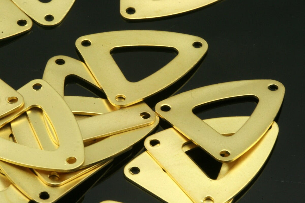 10 pcs  19 mm gold plated triangle shape pendant brass gold plated brass with 3 loop 941